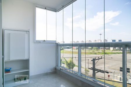 Varanda da sala de apartamento para alugar com 2 quartos, 62m² em Vila Endres, Guarulhos