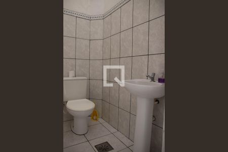 Casa à venda com 130m², 3 quartos e 1 vaga Casa à venda com 130m², 3 quartos e 1 vagaBanheiro