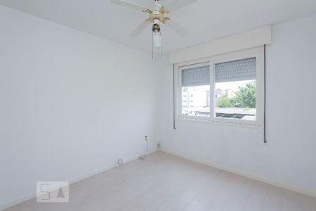 QUARTO de apartamento à venda com 1 quarto, 50m² em Vila Ipiranga, Porto Alegre