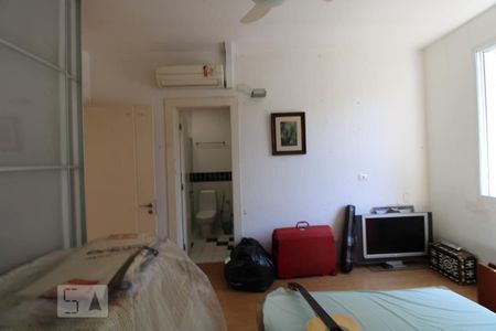 Casa à venda com 600m², 6 quartos e 1 vagaSuíte 2