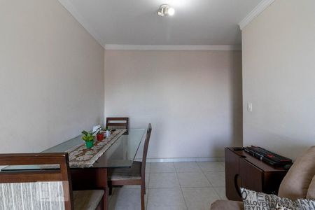 Apartamento à venda com 68m², 2 quartos e 1 vagaSala de Jantar