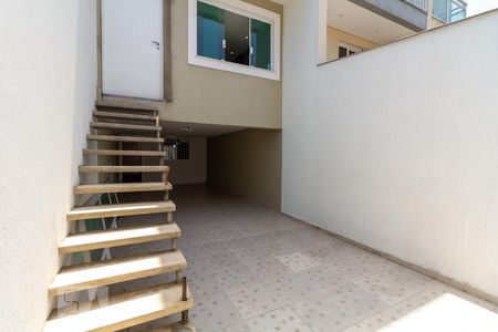 Casa à venda com 140m², 3 quartos e 2 vagas Casa à venda com 140m², 3 quartos e 2 vagasGaragem