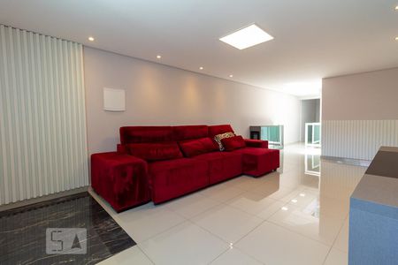 Sala de casa à venda com 3 quartos, 140m² em Jardim das Vertentes, São Paulo