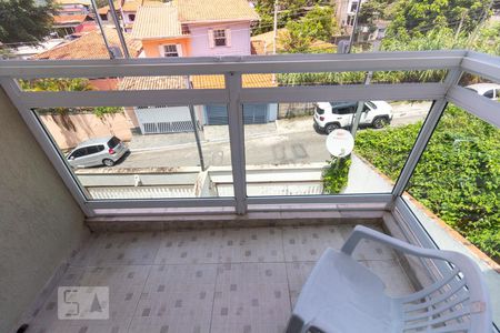 Casa à venda com 140m², 3 quartos e 2 vagas Casa à venda com 140m², 3 quartos e 2 vagasSacada Quarto 2 - Suíte
