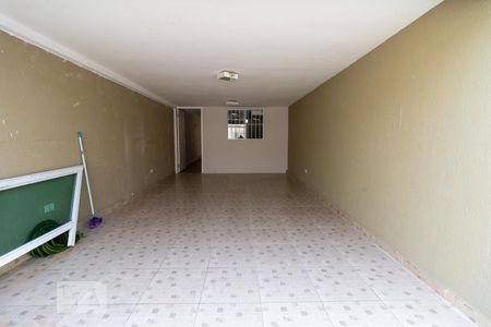 Casa à venda com 140m², 3 quartos e 2 vagas Casa à venda com 140m², 3 quartos e 2 vagasGaragem