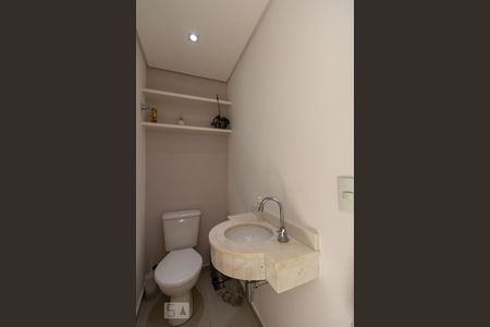 Lavabo de casa à venda com 3 quartos, 140m² em Jardim das Vertentes, São Paulo