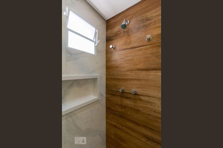 Casa à venda com 140m², 3 quartos e 2 vagas Casa à venda com 140m², 3 quartos e 2 vagasBanheiro Social