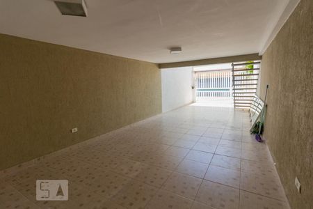 Casa à venda com 140m², 3 quartos e 2 vagas Casa à venda com 140m², 3 quartos e 2 vagasGaragem
