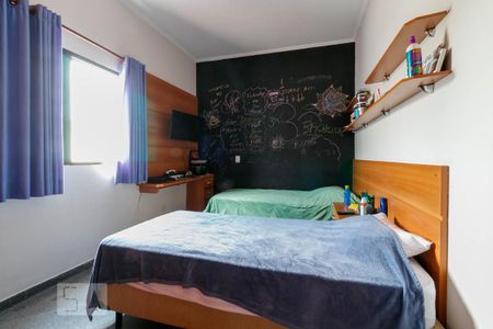 Casa à venda com 221m², 3 quartos e 2 vagasQuarto 3