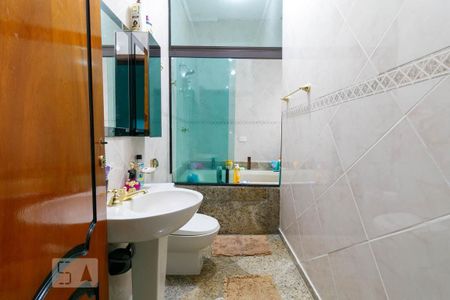 Casa à venda com 221m², 3 quartos e 2 vagasBanheiro 2