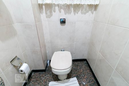 Casa à venda com 221m², 3 quartos e 2 vagasLavabo