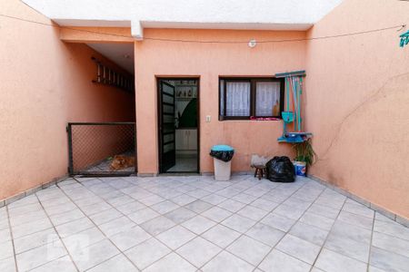 Casa à venda com 221m², 3 quartos e 2 vagasQuintal