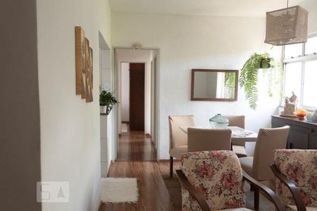 Sala de apartamento à venda com 3 quartos, 73m² em Santa Terezinha, Belo Horizonte