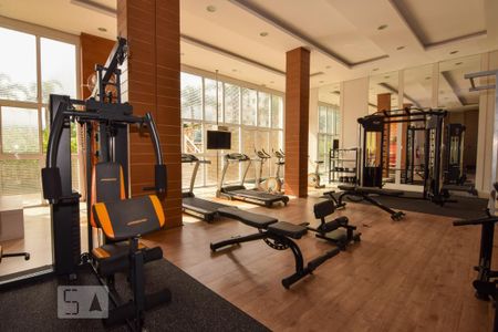 Apartamento para alugar com 160m², 3 quartos e 2 vagas Apartamento para alugar com 160m², 3 quartos e 2 vagasÁrea Comum - Academia