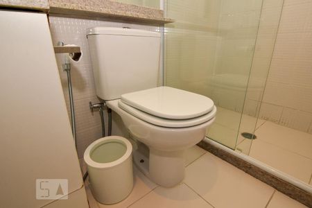 Apartamento para alugar com 160m², 3 quartos e 2 vagas Apartamento para alugar com 160m², 3 quartos e 2 vagasBanheiro da Suíte 2