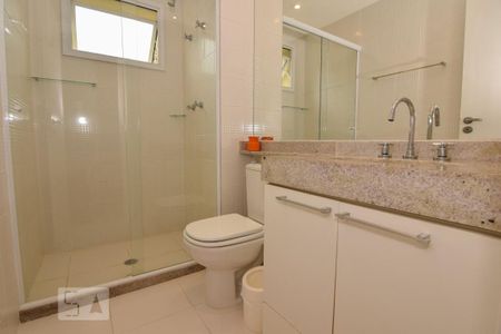 Apartamento para alugar com 160m², 3 quartos e 2 vagas Apartamento para alugar com 160m², 3 quartos e 2 vagasBanheiro da Suíte 1