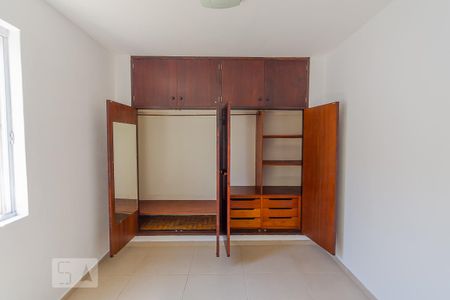 Apartamento para alugar com 50m², 2 quartos e 1 vagaQuarto 1 - Armários