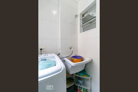 Apartamento à venda com 57m², 3 quartos e 1 vagaÁrea de serviço