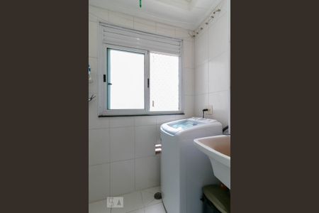 Apartamento à venda com 57m², 3 quartos e 1 vagaÁrea de serviço