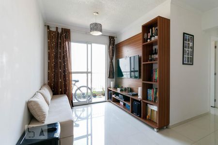 Sala de apartamento para alugar com 3 quartos, 57m² em Vila Talarico, São Paulo