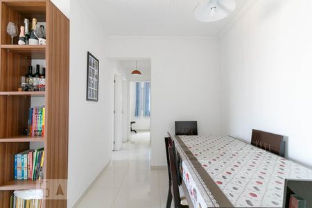 Sala de apartamento para alugar com 3 quartos, 57m² em Vila Talarico, São Paulo