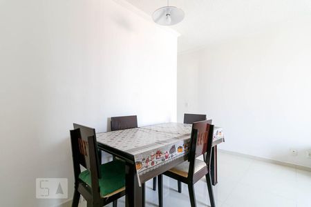 Sala de apartamento para alugar com 3 quartos, 57m² em Vila Talarico, São Paulo