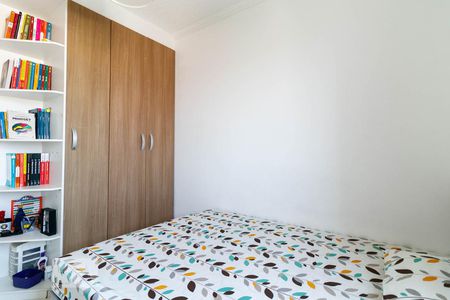 Quarto 1 de apartamento para alugar com 3 quartos, 57m² em Vila Talarico, São Paulo