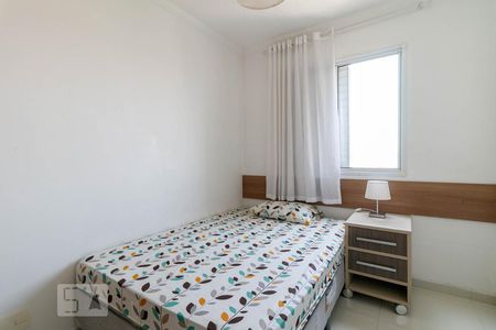 Quarto 1 de apartamento para alugar com 3 quartos, 57m² em Vila Talarico, São Paulo