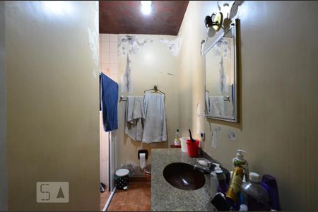 Casa de condomínio para alugar com 154m², 3 quartos e 1 vagaBanheiro Social 1