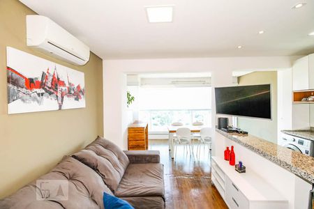 Sala de apartamento para alugar com 2 quartos, 68m² em Jardim Aeroporto, São Paulo