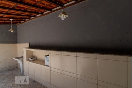 Casa à venda com 101m², 2 quartos e sem vagaÁrea de Serviço