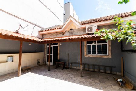 Casa à venda com 101m², 2 quartos e sem vagaFachada