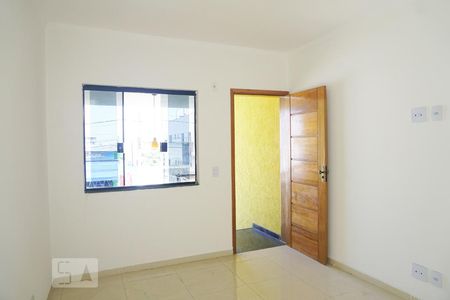 Sala de casa à venda com 3 quartos, 100m² em Jardim Eliane, São Paulo