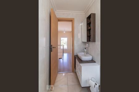 Casa de condomínio para alugar com 185m², 3 quartos e 2 vagasBanheiro Corredor