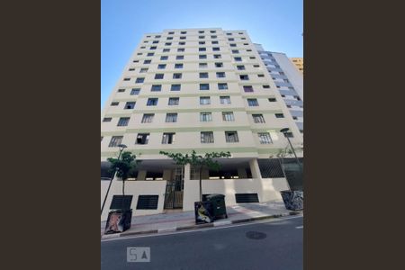 Apartamento para alugar com 45m², 1 quarto e 1 vagaFachada