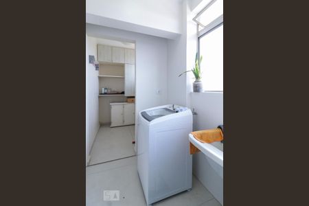 Apartamento para alugar com 86m², 2 quartos e 1 vagaÁrea de Serviço