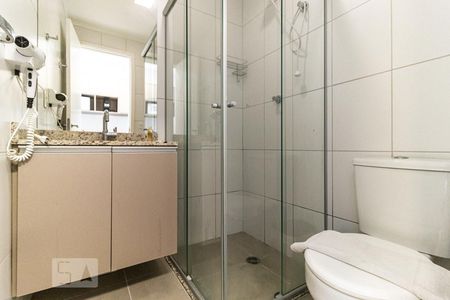 Banheiro de kitnet/studio para alugar com 1 quarto, 22m² em Centro Histórico de São Paulo, São Paulo