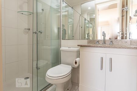 Apartamento para alugar com 69m², 2 quartos e 1 vaga Apartamento para alugar com 69m², 2 quartos e 1 vagaBanheiro da Suíte