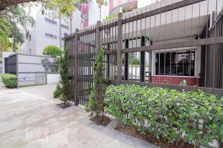 Apartamento à venda com 75m², 3 quartos e 2 vagas Apartamento à venda com 75m², 3 quartos e 2 vagasFachada