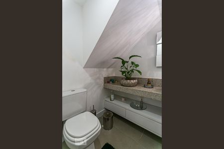 Casa de condomínio para alugar com 185m², 3 quartos e 2 vagasLavabo