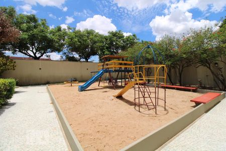 Apartamento à venda com 80m², 3 quartos e 1 vagaÁrea Comum - Playground