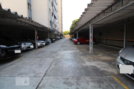 Apartamento à venda com 80m², 3 quartos e 1 vagaÁrea de manobra