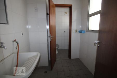 Apartamento à venda com 80m², 3 quartos e 1 vagaÁrea de Serviço