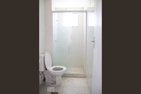 Apartamento para alugar com 60m², 2 quartos e 1 vaga Apartamento para alugar com 60m², 2 quartos e 1 vagaBanheiro da Suíte