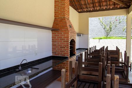 Apartamento para alugar com 60m², 2 quartos e 1 vaga Apartamento para alugar com 60m², 2 quartos e 1 vagaÁrea comum - Churrasqueira