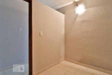 Quarto de kitnet/studio para alugar com 1 quarto, 30m² em Santa Efigênia, Belo Horizonte