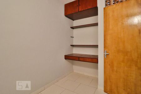 Quarto de kitnet/studio para alugar com 1 quarto, 30m² em Santa Efigênia, Belo Horizonte