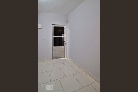 Sala/Cozinha de kitnet/studio para alugar com 1 quarto, 30m² em Santa Efigênia, Belo Horizonte