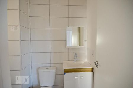 Apartamento para alugar com 41m², 2 quartos e sem vagaBanheiro