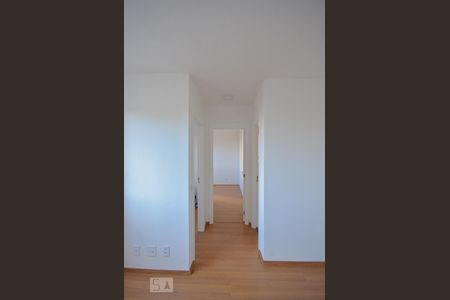 Sala de apartamento para alugar com 2 quartos, 41m² em Jardim Santa Emília, São Paulo
